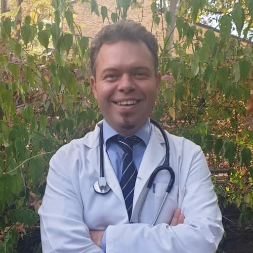 Uzm. Dr. İsmail Emre Arslan Profil Fotoğrafı