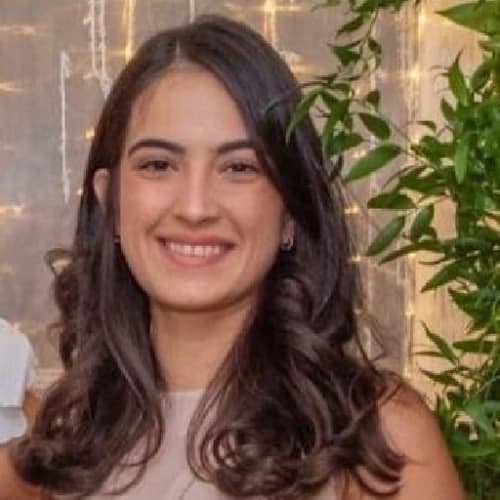 Uzm. Dt. Pınar Açkurt Okutan Profil Fotoğrafı