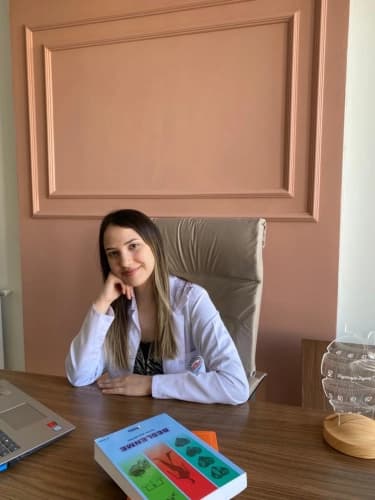 Dyt. Zeynep Tutal Profil Fotoğrafı