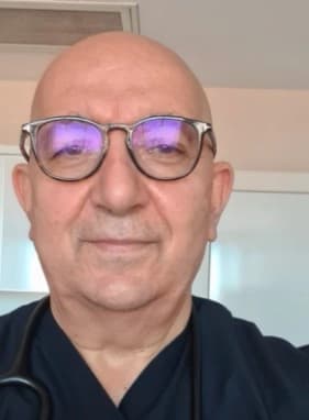 Uzm. Dr. Hamit Taşdemir Profil Fotoğrafı