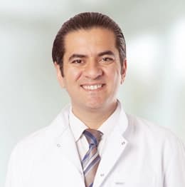 Op. Dr. İskender Alkın Solmaz