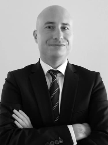 Doç. Dr. Emin Evren Özcan