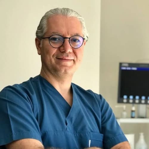 Doç. Dr. Erhan Demirhan