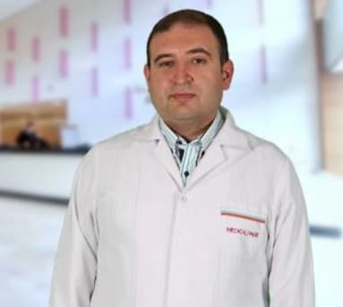 Uzm. Dr. Halil Güllüoğlu Profil Fotoğrafı