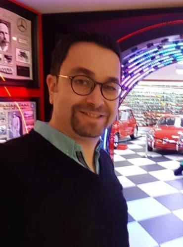 Uzm. Dr. Bülent Uygur Profil Fotoğrafı