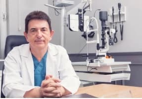 Op. Dr. Uğur Yaşar