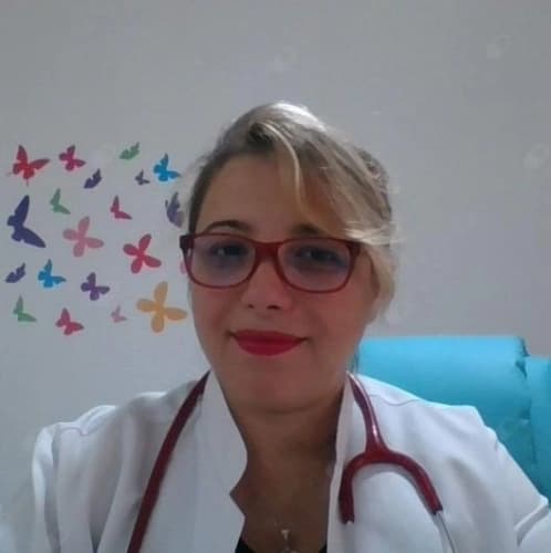 Uzm. Dr. Ayça Esra Profil Fotoğrafı