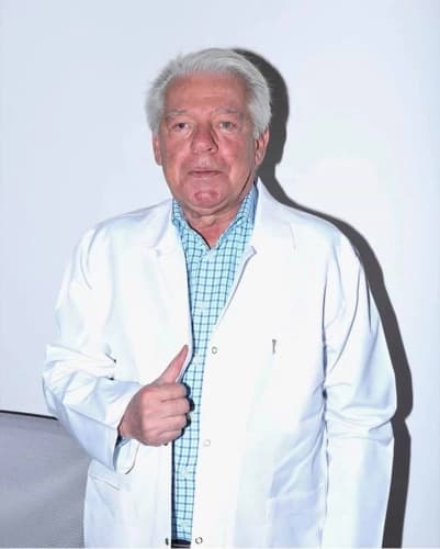 Uzm. Dr. Arif Fazıl Edis