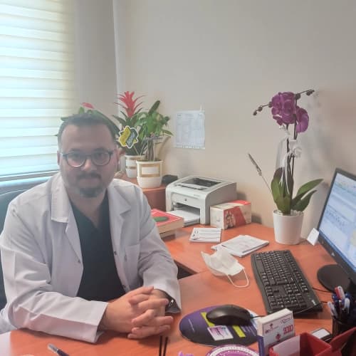 Op. Dr. Berker Kavşı Profil Fotoğrafı