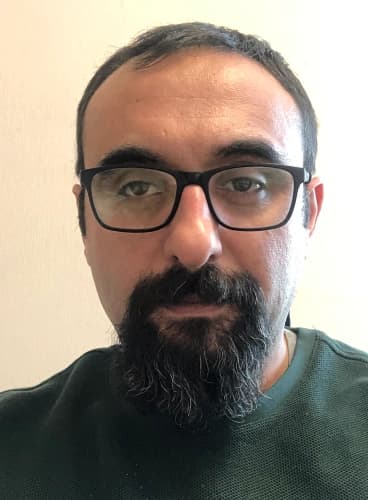 Op. Dr. Uğur Şafak Erdost Profil Fotoğrafı