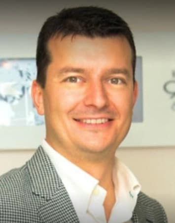 Dr. Erhan Sönmez