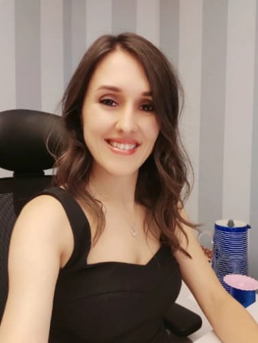 Op. Dr. Burcu Akdağ Profil Fotoğrafı