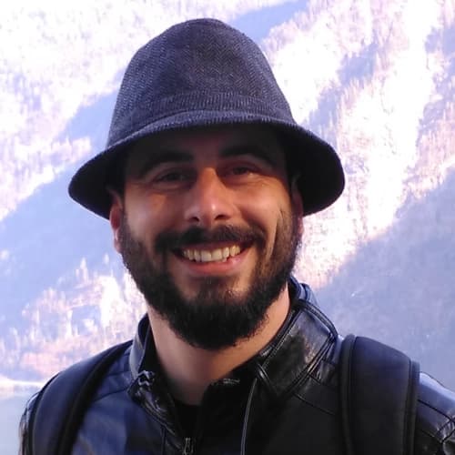 Dr. Psk. Feyruz Usluoğlu Profil Fotoğrafı