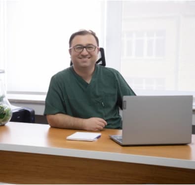 Uzm. Dt. Alper Taşkaldıran Profil Fotoğrafı