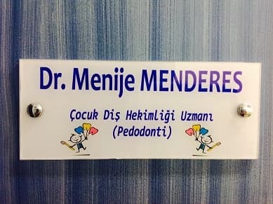 Dr. Dt. Menije Menderes Profil Fotoğrafı