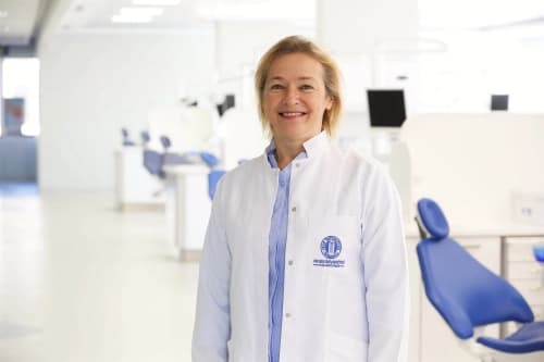 Prof. Dr. Işıl KÜÇÜKAY Profil Fotoğrafı