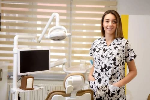 Dr. Dt. Servet Ayrıkçil Bozkurt Profil Fotoğrafı