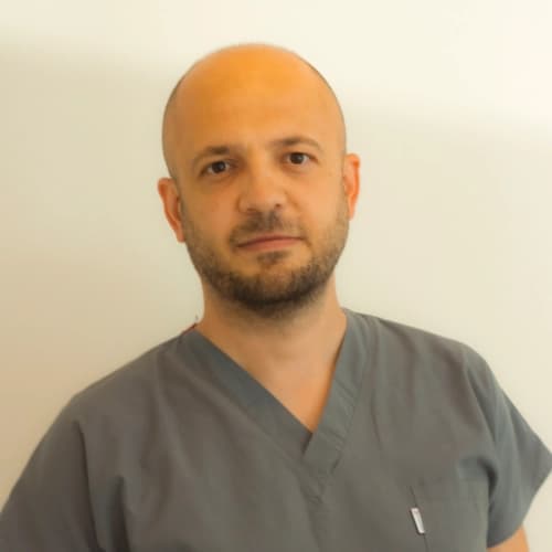 Dr. Dt. Alper Şenyüz Profil Fotoğrafı