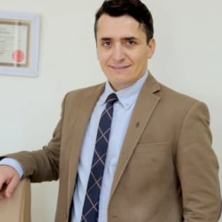 Uzm. Dr. Yaşar Hüseyin Onganlar Profil Fotoğrafı