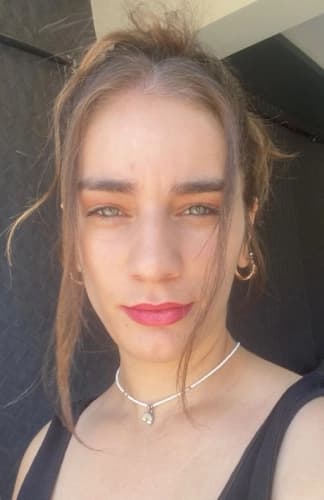 Uzman Aile Danışmanı Cansu Canca Profil Fotoğrafı