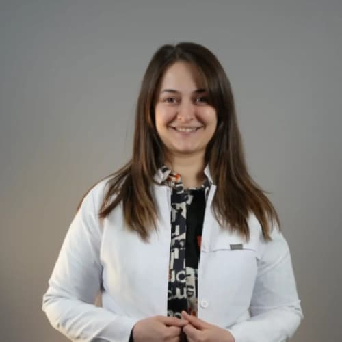 Dt. Tuba Ünlü Çiftçi
