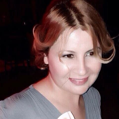 Veteriner Hekim (Pratisyen) Zeynep Fırat Profil Fotoğrafı