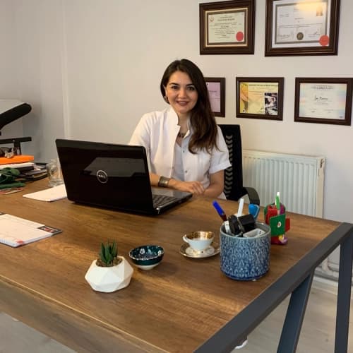 Dr. Öğr. Üyesi Özge Kiremitçi Özer Profil Fotoğrafı