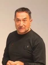 Op. Dr. Feridun Kunak Profil Fotoğrafı