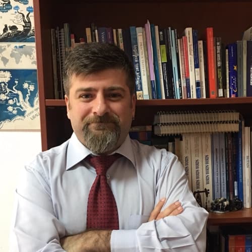 Dr.Öğr.Üyesi Alper Çuhadaroğlu Profil Fotoğrafı