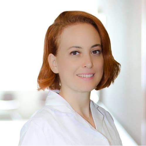 Uzm. Dr. Dt. Esma Boysan Öztürk Profil Fotoğrafı
