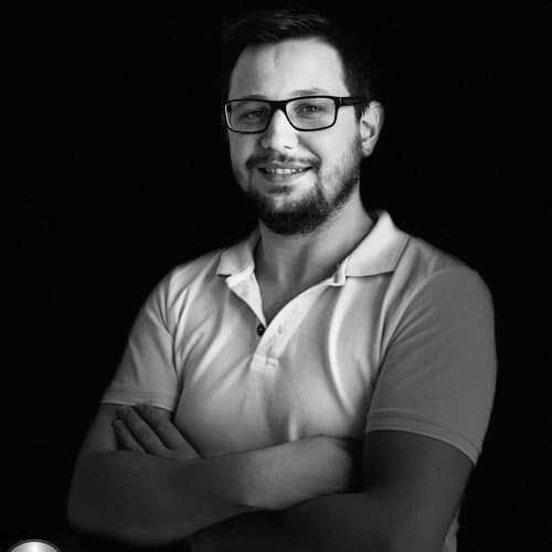 Dt. Eren Uslu Profil Fotoğrafı