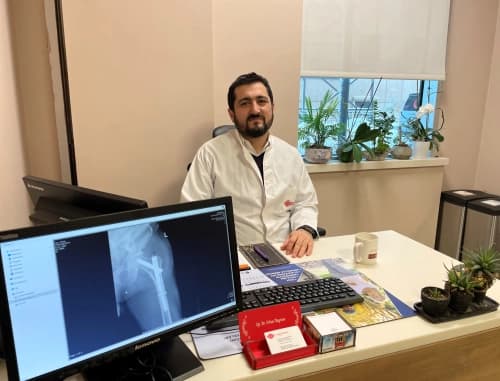 Op. Dr. Erhan Bayram Profil Fotoğrafı