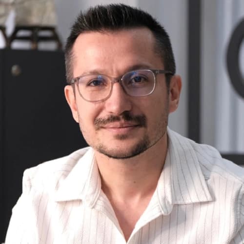 Dr. Murat Şaşmaz Profil Fotoğrafı