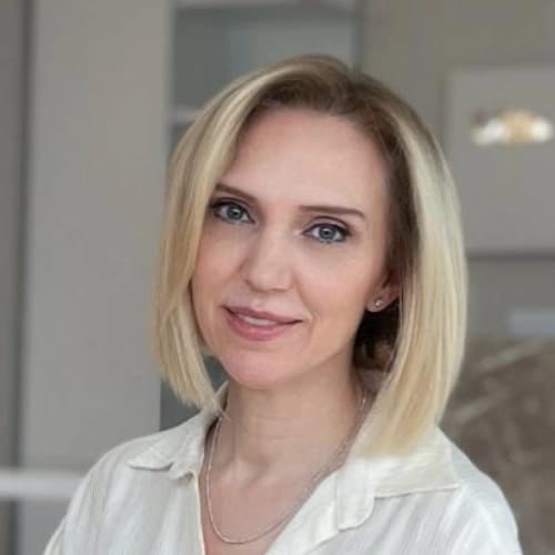 Uzm. Dr. Deniz Küçükay Profil Fotoğrafı