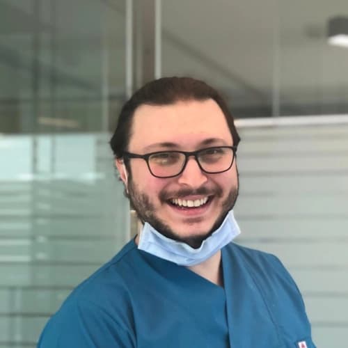 Uzm. Dr. Dt. Mehmet Mert Özcan Profil Fotoğrafı