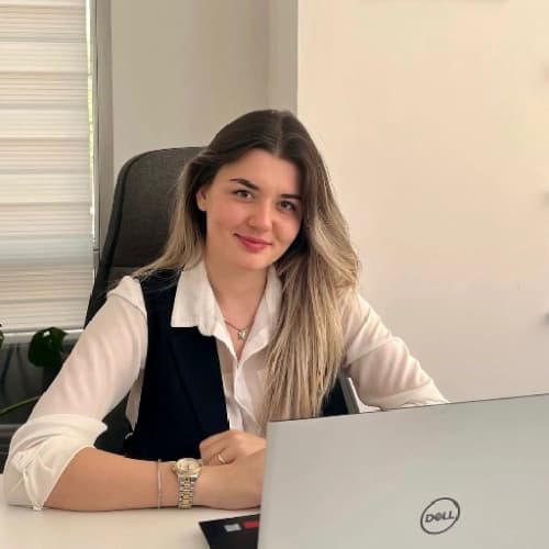 Dyt. Miray Abaza Profil Fotoğrafı