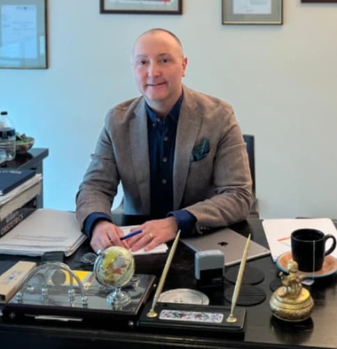 Op. Dr. Selçuk Arslan