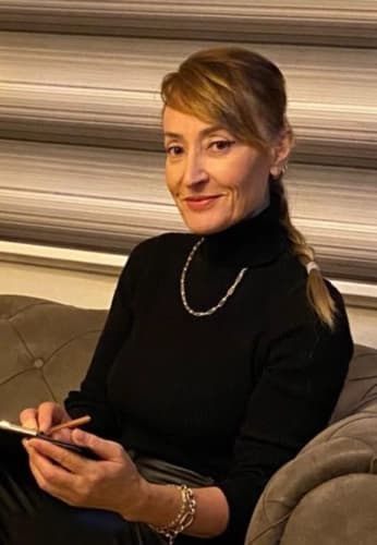 Klinik Psikolog Yasemin Aktitiz Profil Fotoğrafı