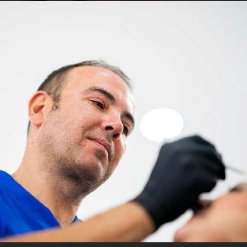 Dr. Hamdi Turhan Profil Fotoğrafı