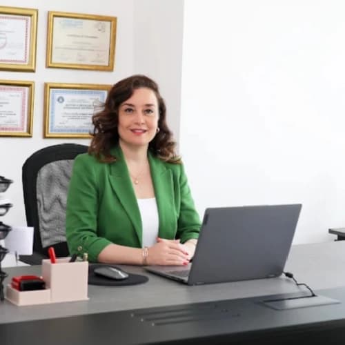 Doç. Dr. İlknur Selvi Gümüş Profil Fotoğrafı