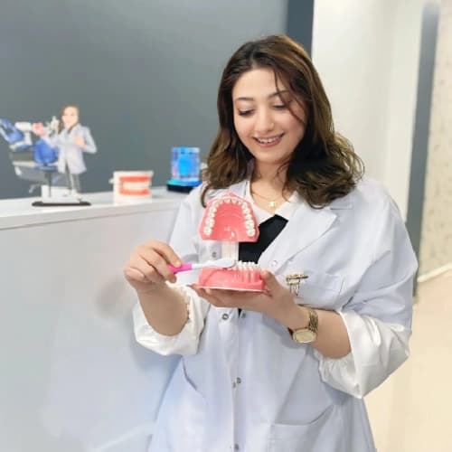 Dt. Kardelen Ceren Çet