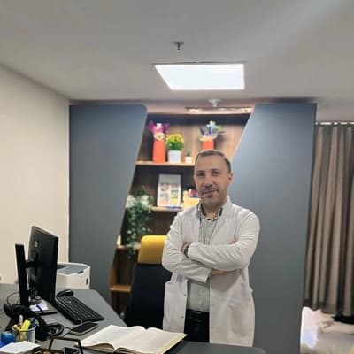 Uzm. Dr. Ahmet Akbay Profil Fotoğrafı