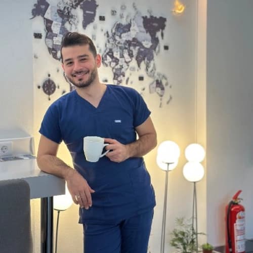 Dt. Alper Topaloğlu Profil Fotoğrafı