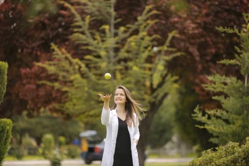 Dyt. Burcu Nur Cingöz Profil Fotoğrafı