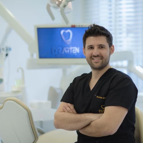 Uzm. Dr. Arten Dyrmishi Profil Fotoğrafı