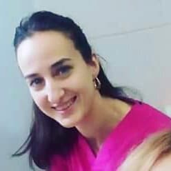 Uzm. Dt. Berna Özel Profil Fotoğrafı