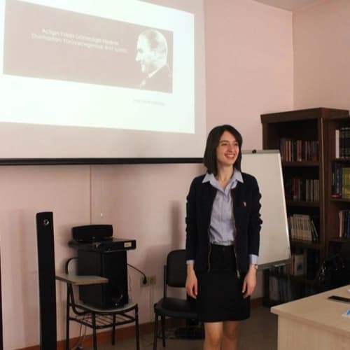 Fzt. Mesken Gümüşsoy Profil Fotoğrafı