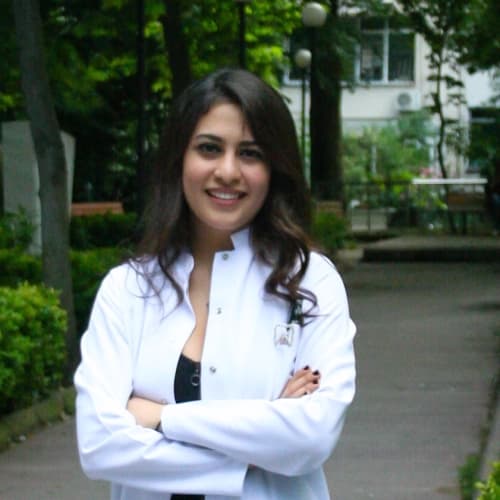 Dt. Esin Yülek Profil Fotoğrafı