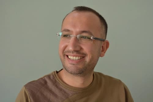 Dt. Bekir Sakallı Profil Fotoğrafı