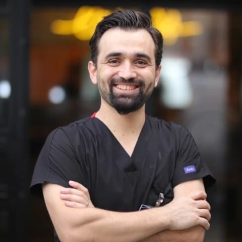 Uzm. Dr. Dt. Hasan İlhan Mutaf Profil Fotoğrafı